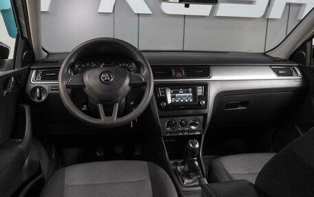 Skoda Rapid I, 2016 год, 899 000 рублей, 6 фотография