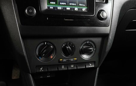 Skoda Rapid I, 2016 год, 899 000 рублей, 12 фотография