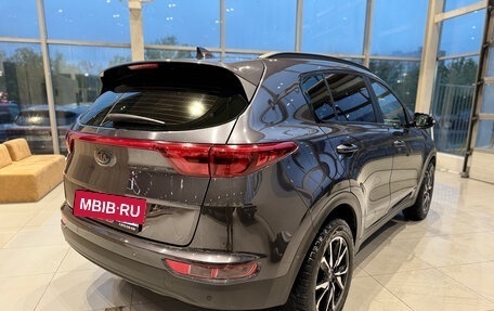 KIA Sportage IV рестайлинг, 2017 год, 2 050 000 рублей, 5 фотография