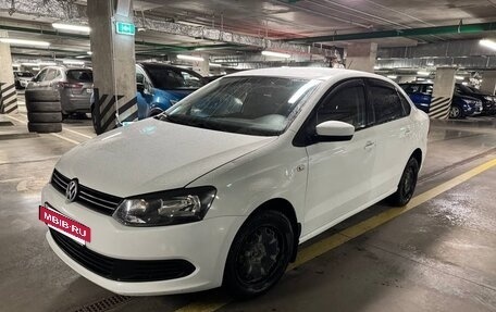 Volkswagen Polo VI (EU Market), 2015 год, 800 000 рублей, 8 фотография