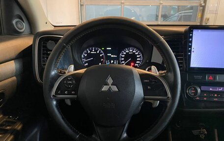 Mitsubishi Outlander III рестайлинг 3, 2013 год, 1 035 000 рублей, 10 фотография