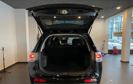 Mitsubishi Outlander III рестайлинг 3, 2013 год, 1 035 000 рублей, 35 фотография
