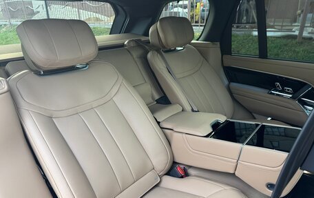 Land Rover Range Rover IV рестайлинг, 2025 год, 24 875 000 рублей, 7 фотография