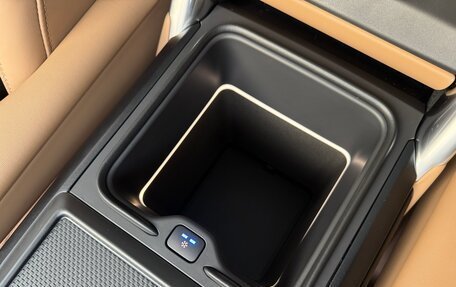 Land Rover Range Rover IV рестайлинг, 2025 год, 24 875 000 рублей, 21 фотография