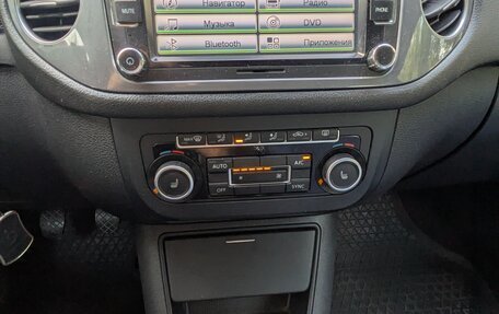 Volkswagen Tiguan I, 2013 год, 1 047 000 рублей, 10 фотография