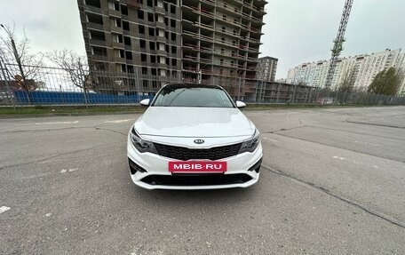 KIA Optima IV, 2019 год, 2 300 000 рублей, 3 фотография