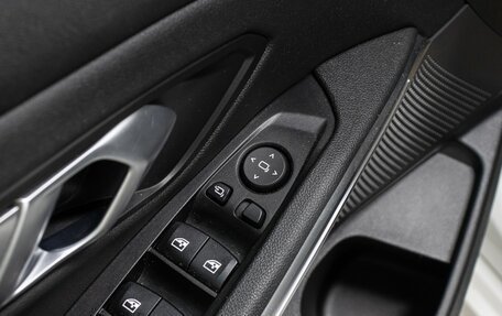 BMW 3 серия, 2021 год, 3 498 000 рублей, 21 фотография