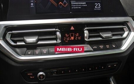 BMW 3 серия, 2021 год, 3 498 000 рублей, 18 фотография