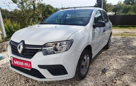Renault Logan II, 2019 год, 860 000 рублей, 1 фотография
