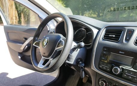 Renault Logan II, 2019 год, 860 000 рублей, 15 фотография