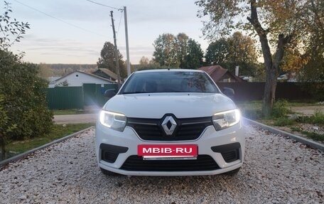Renault Logan II, 2019 год, 860 000 рублей, 9 фотография