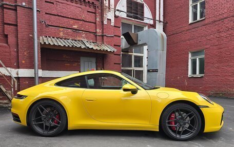 Porsche 911, 2021 год, 4 фотография