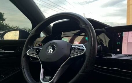 Volkswagen Golf VIII, 2021 год, 1 600 000 рублей, 16 фотография