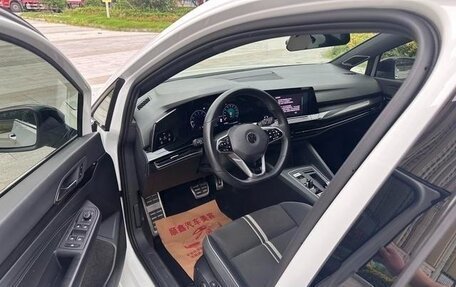 Volkswagen Golf VIII, 2021 год, 1 600 000 рублей, 6 фотография