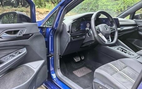 Volkswagen Golf VIII, 2021 год, 1 600 000 рублей, 9 фотография