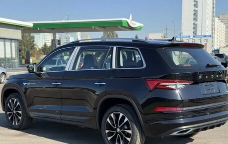 Skoda Kodiaq I, 2025 год, 4 299 000 рублей, 5 фотография