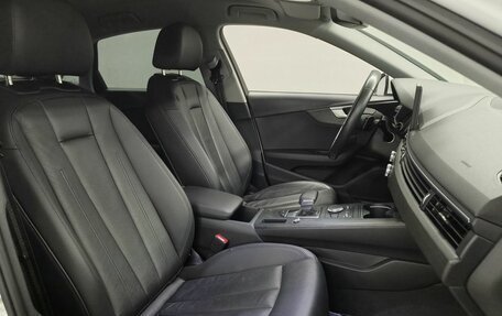 Audi A4, 2019 год, 2 728 000 рублей, 11 фотография