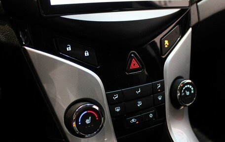 Chevrolet Cruze II, 2013 год, 949 000 рублей, 12 фотография
