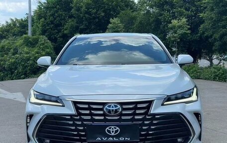 Toyota Avalon, 2022 год, 2 100 100 рублей, 5 фотография