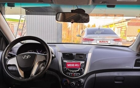 Hyundai Solaris II рестайлинг, 2011 год, 679 000 рублей, 8 фотография