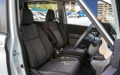 Honda Freed II, 2018 год, 1 590 000 рублей, 11 фотография
