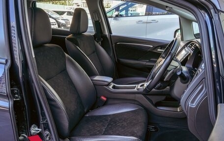 Honda Shuttle II, 2015 год, 1 170 000 рублей, 10 фотография