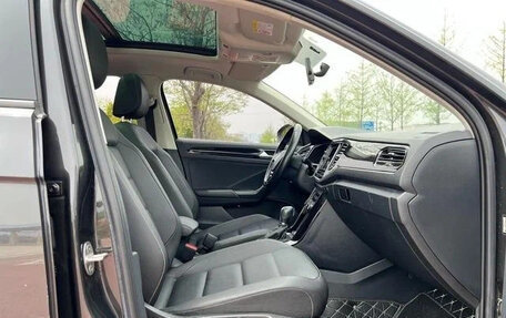 Volkswagen T-Roc I, 2021 год, 1 350 500 рублей, 8 фотография