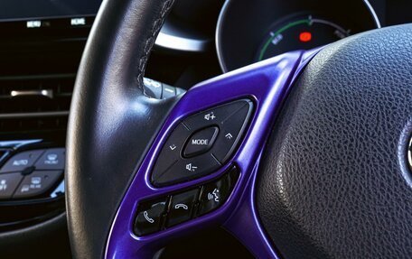 Toyota C-HR I рестайлинг, 2019 год, 2 365 000 рублей, 14 фотография