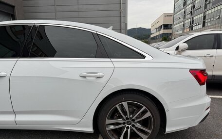 Audi A6, 2022 год, 4 860 000 рублей, 6 фотография