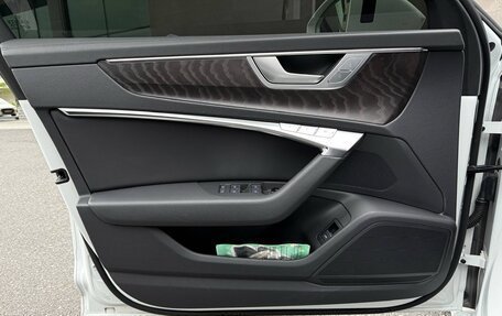 Audi A6, 2022 год, 4 860 000 рублей, 14 фотография