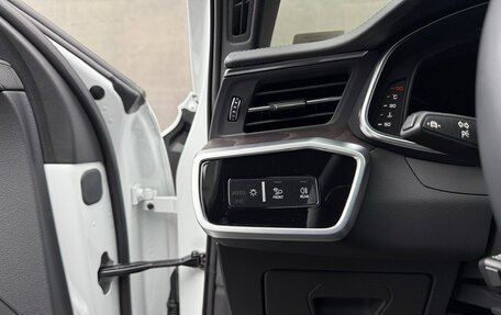 Audi A6, 2022 год, 4 860 000 рублей, 36 фотография