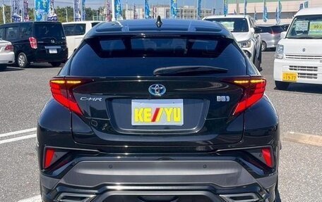 Toyota C-HR I рестайлинг, 2021 год, 1 735 000 рублей, 2 фотография