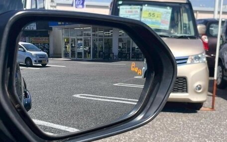 Toyota C-HR I рестайлинг, 2021 год, 1 735 000 рублей, 9 фотография