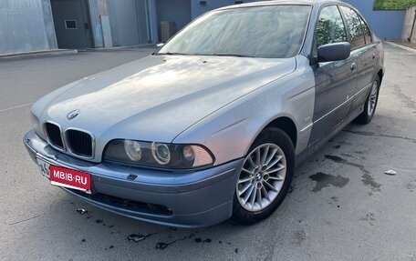 BMW 5 серия, 2002 год, 450 000 рублей, 1 фотография
