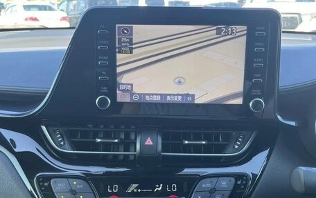 Toyota C-HR I рестайлинг, 2021 год, 1 735 000 рублей, 14 фотография