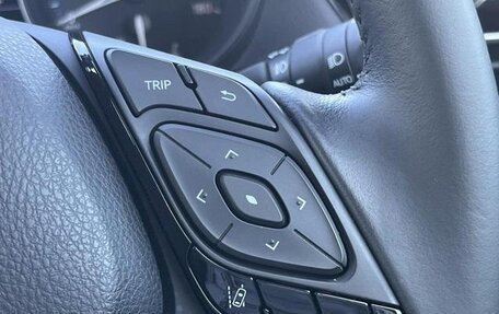 Toyota C-HR I рестайлинг, 2021 год, 1 735 000 рублей, 13 фотография