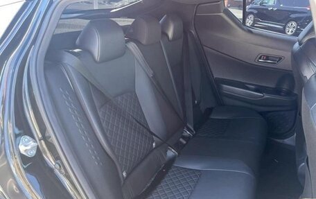 Toyota C-HR I рестайлинг, 2021 год, 1 735 000 рублей, 24 фотография