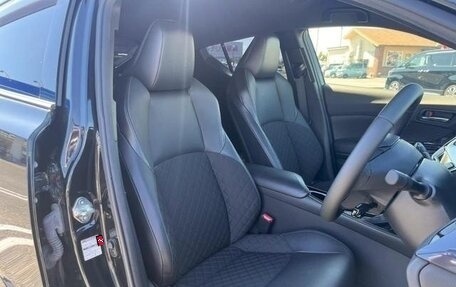 Toyota C-HR I рестайлинг, 2021 год, 1 735 000 рублей, 22 фотография