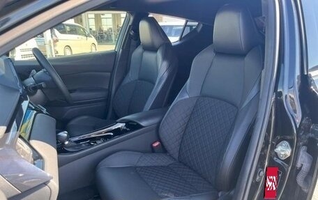 Toyota C-HR I рестайлинг, 2021 год, 1 735 000 рублей, 23 фотография