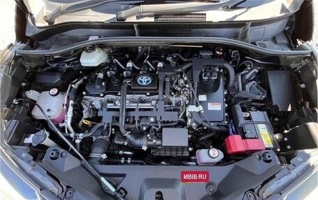 Toyota C-HR I рестайлинг, 2021 год, 1 735 000 рублей, 27 фотография