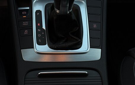 Volkswagen Passat B7, 2011 год, 1 370 000 рублей, 19 фотография