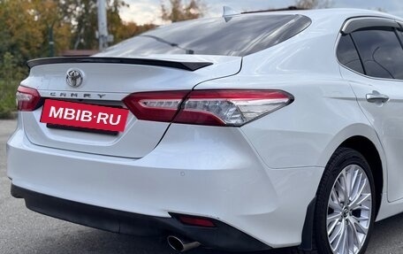 Toyota Camry, 2019 год, 2 490 000 рублей, 8 фотография