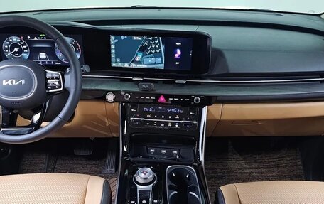 KIA Carnival, 2022 год, 2 900 100 рублей, 7 фотография