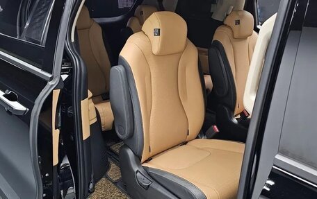 KIA Carnival, 2022 год, 2 900 100 рублей, 14 фотография
