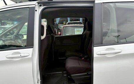 Honda Freed II, 2022 год, 1 450 333 рублей, 19 фотография