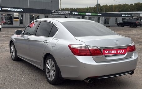 Honda Accord IX рестайлинг, 2013 год, 1 950 000 рублей, 4 фотография