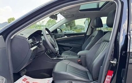 Volkswagen Passat B8 рестайлинг, 2021 год, 1 700 000 рублей, 9 фотография