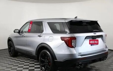 Ford Explorer VI, 2022 год, 4 500 000 рублей, 2 фотография