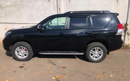 Toyota Land Cruiser Prado 150 рестайлинг 2, 2010 год, 2 750 000 рублей, 5 фотография