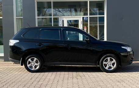 Mitsubishi Outlander III рестайлинг 3, 2013 год, 1 139 000 рублей, 6 фотография